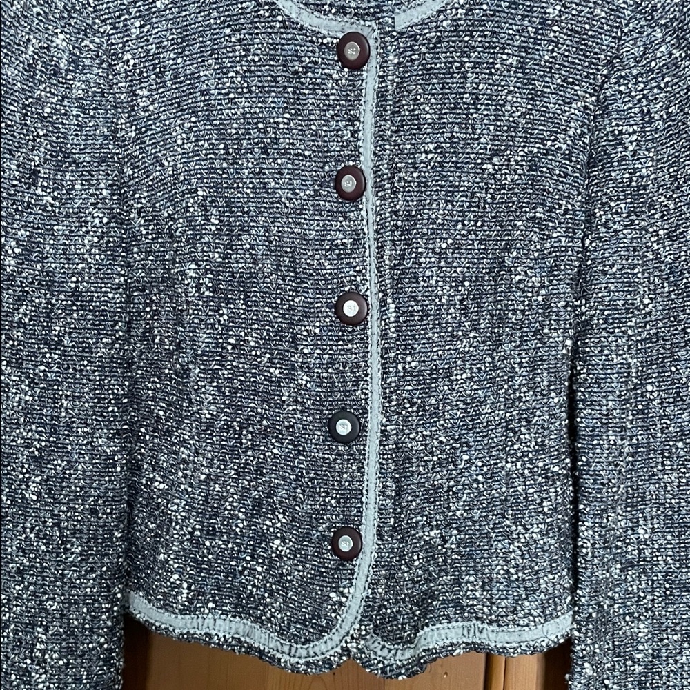 St. John Collection Navy and White Tweed Blazer - Picture 5 of 14